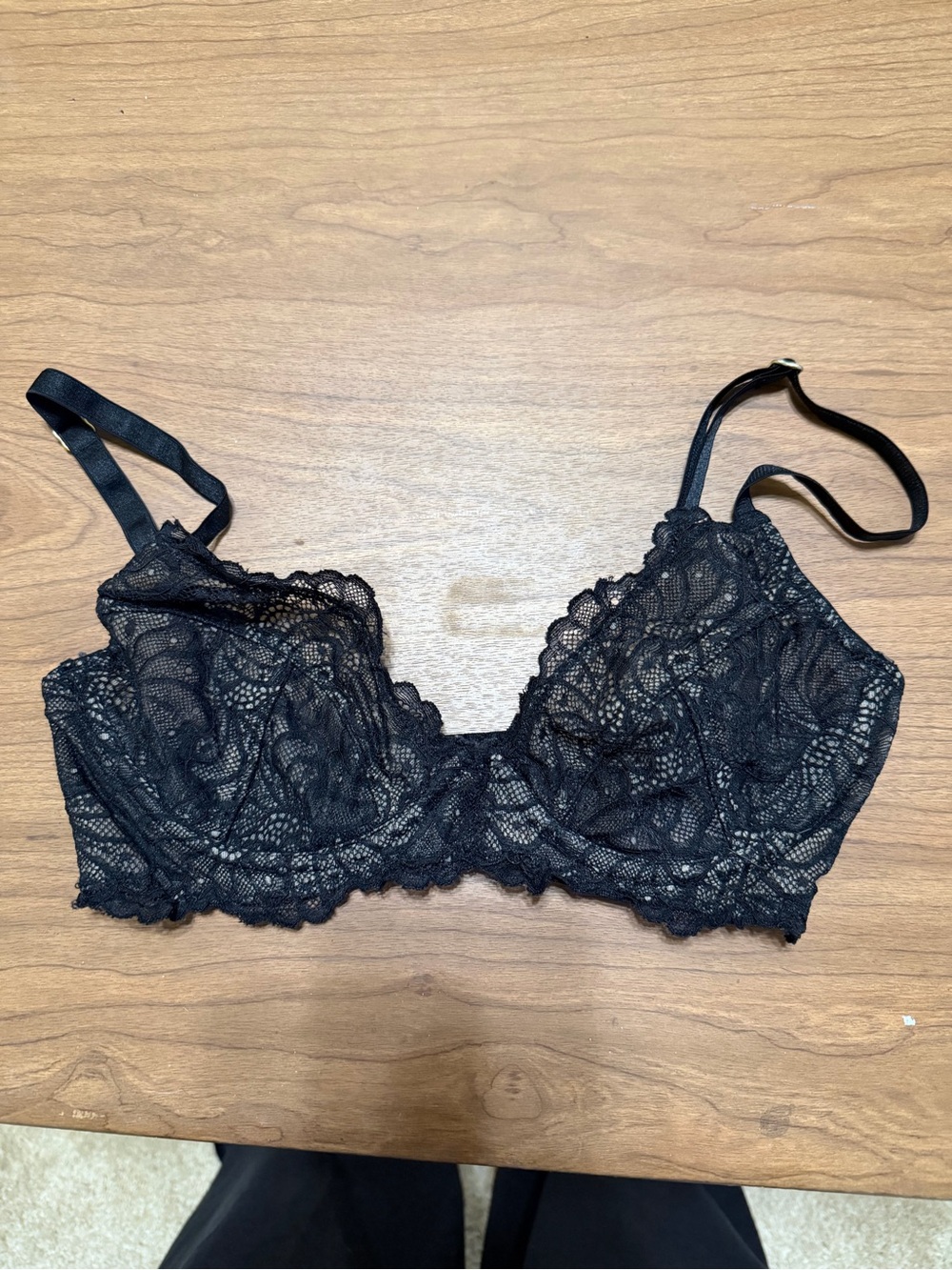 ASOS sexy Sheer Black Lace Underwire Bra with Scalloped Trim 32D never worn